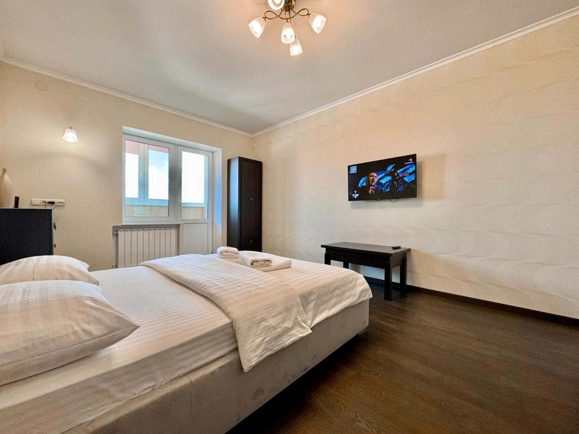 Apartpoltava Світлі Просторі Апартаменти 80М2 , 2-Окремі Кімнати, Новобудова Центр Чек Банківський Extérieur photo